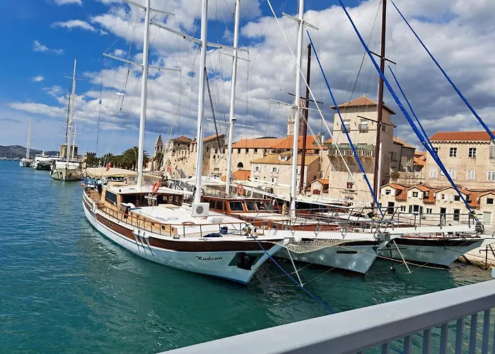 Trogir Holiday House